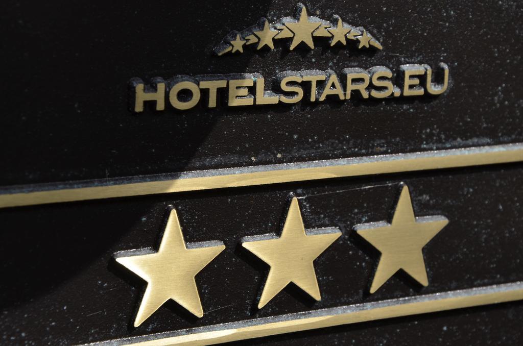 Dreyer Garni Hotel 3*